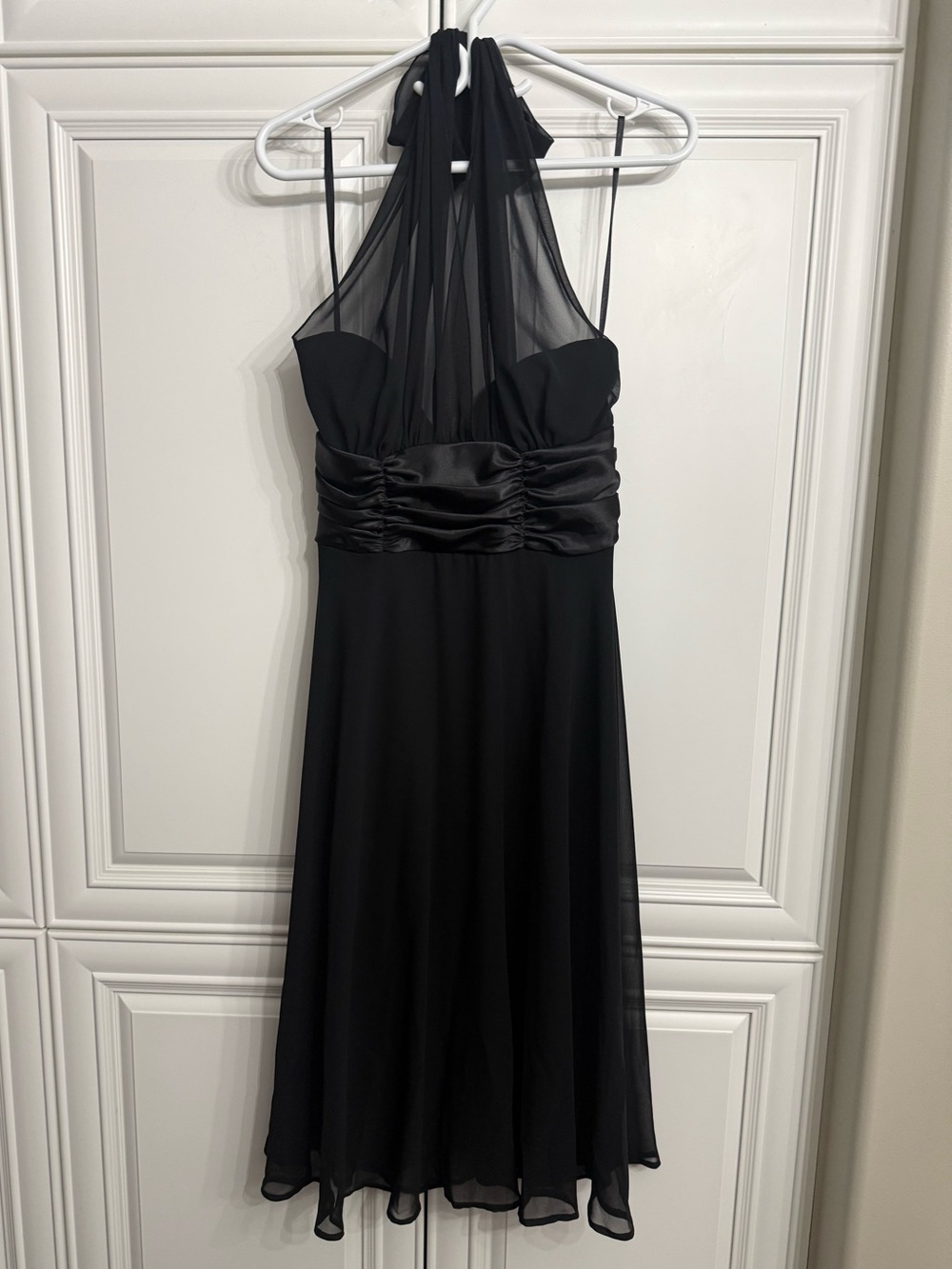 connected apparel Black Halter Chiffon Midi Dress Satin Ruching at Waist Size 12